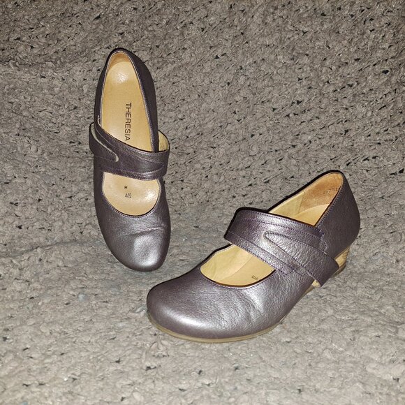 Theresia M. Shoes - THERESIA M.-Metallic Leather Mary Janes-Strap/Heel-Size 4.5UK/6.5US-Near Mint